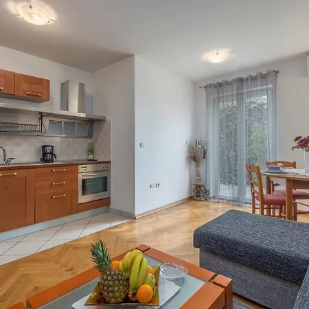 Apartment Amela