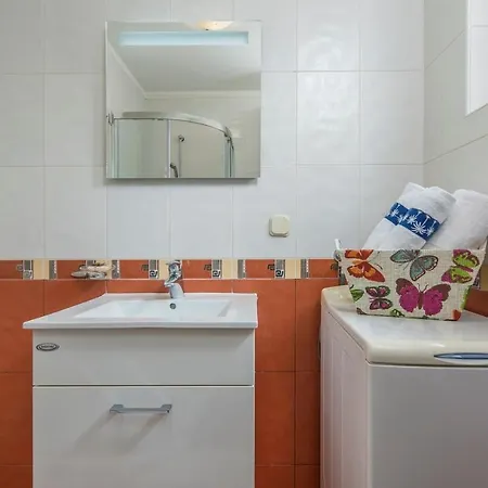 Amela Apartment Porec